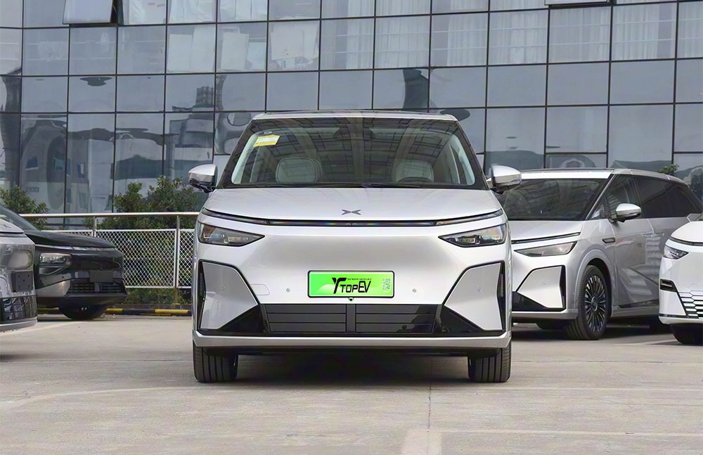 imgi_3_1_3(62) Xpeng X9 2026 EREV– Factory Price From China | New Cars From China for Sale - Image 1