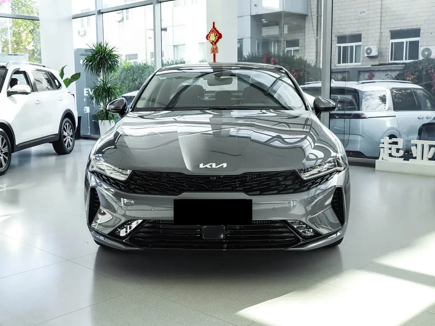 imgi_87_KIA-K5-Car-Stylish-Youthful-Sedan-for-Trendy-Urban-Drivers KIA K5 Stylish Youthful Sedan– Wholesale Price From China | China Car Manufacturer - Image 1